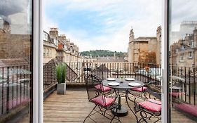 ※ Spacious, Central Bath Apartment ※